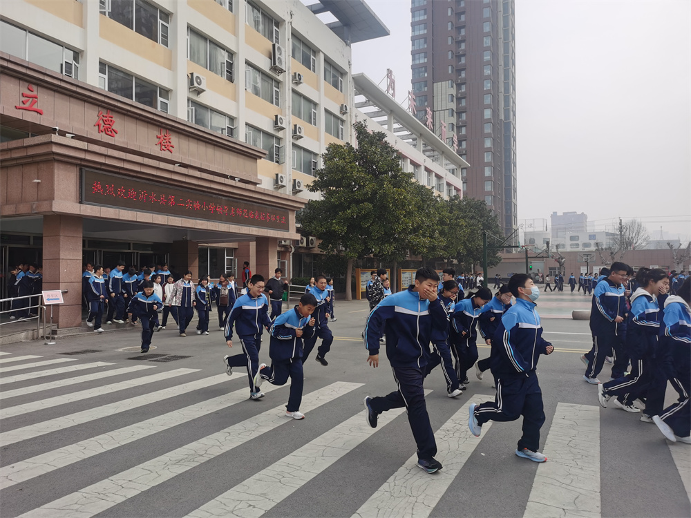圖2.jpg