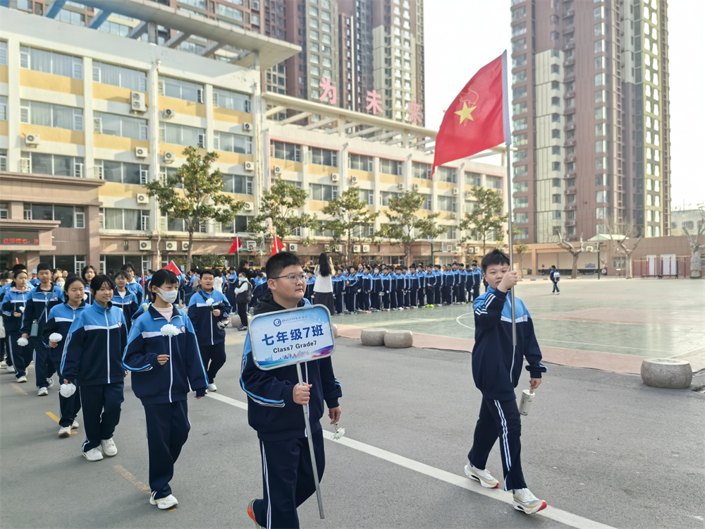 圖1.jpg